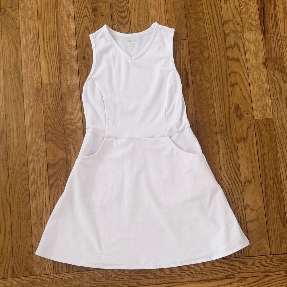 Zella kids Elegant White Sleeveless tennis Dress